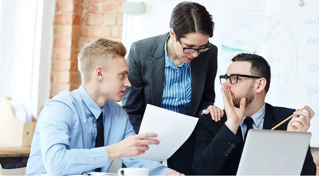 ¡Protege Tu Empresa Desde el Primer Día! Los Contratos que Todo Negocio Debe Tener (Y Nadie te lo Dice)